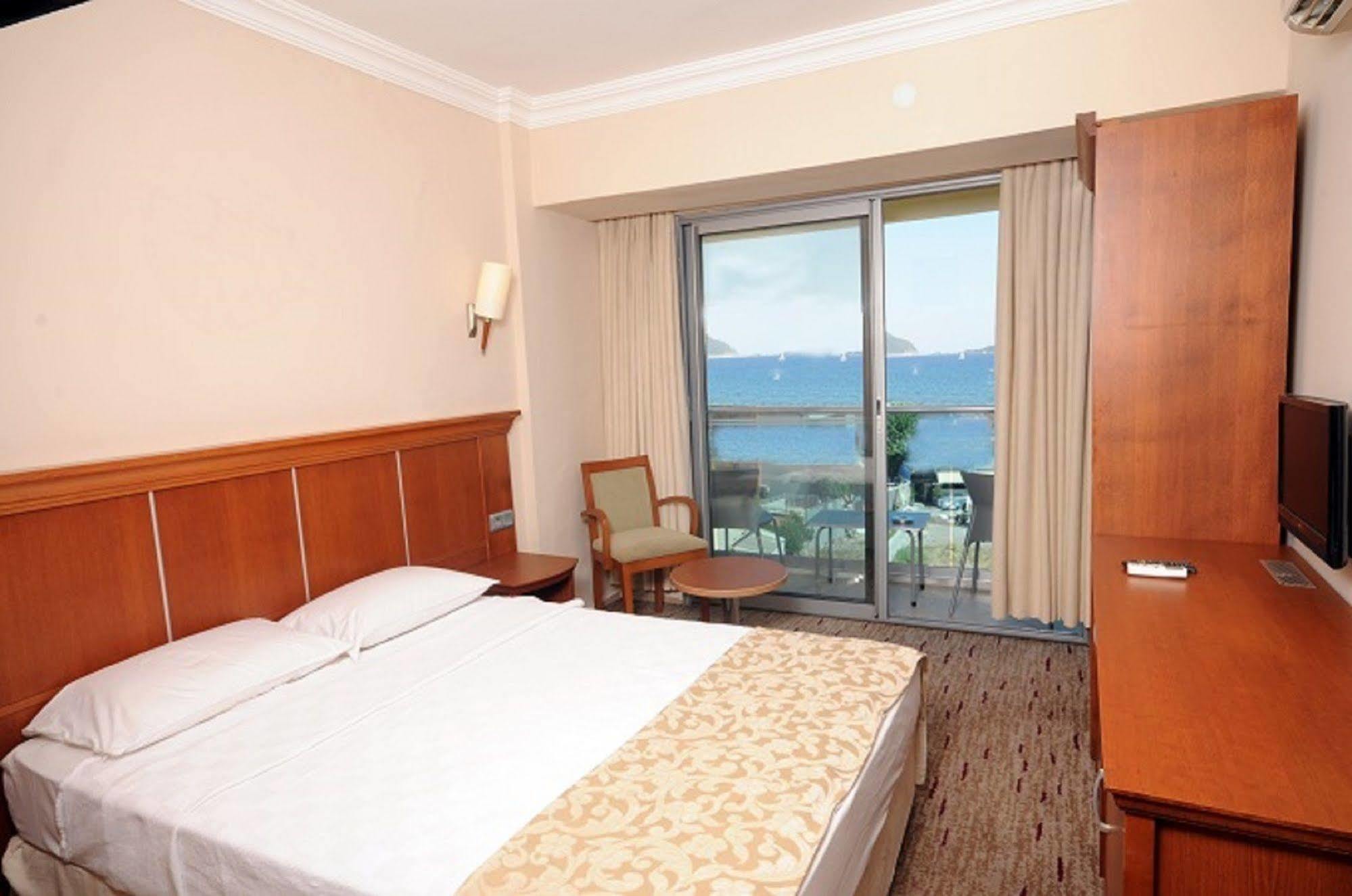 Moda Beach Hotel Мармарис Экстерьер фото